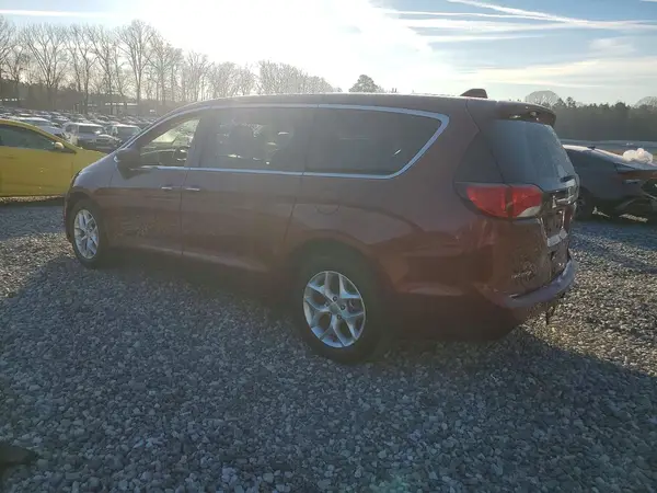 2C4RC1BG7HR844407 2017 CHRYSLER PACIFICA - Image 2