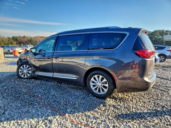 2C4RC1BG7JR100960 2018 CHRYSLER PACIFICA - Image 2