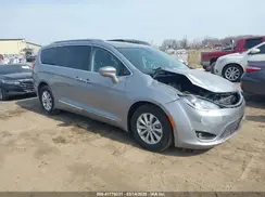 2C4RC1BG7JR101736 2018 CHRYSLER PACIFICA