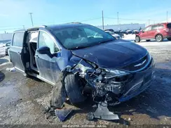 2C4RC1BG7JR103051 2018 CHRYSLER PACIFICA
