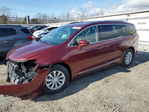 2C4RC1BG7JR103101 2018 CHRYSLER PACIFICA - Image 1
