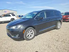 2C4RC1BG7JR103177 2018 CHRYSLER PACIFICA