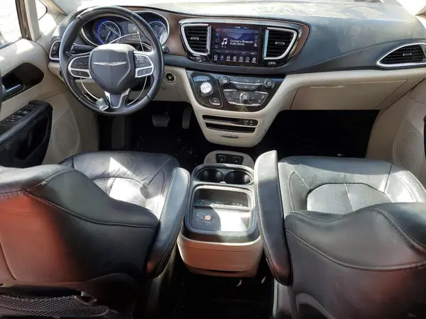 2C4RC1BG7JR103177 2018 CHRYSLER PACIFICA - Image 8