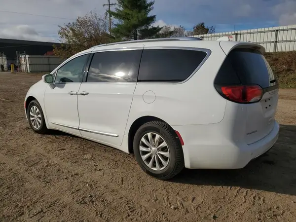 2C4RC1BG7JR104930 2018 CHRYSLER PACIFICA - Image 2