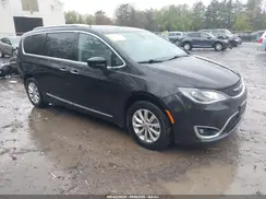 2C4RC1BG7JR109576 2018 CHRYSLER PACIFICA