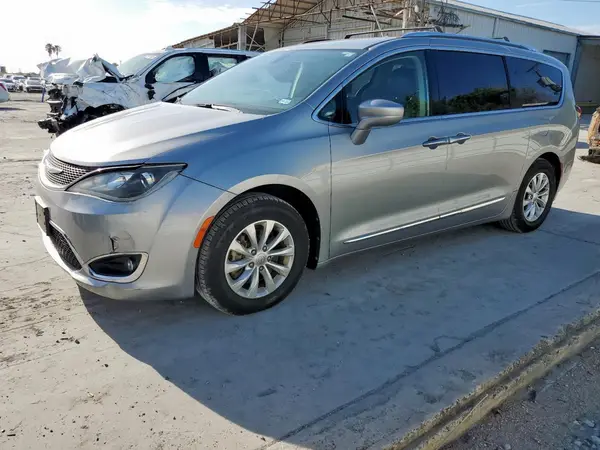 2C4RC1BG7JR110226 2018 CHRYSLER PACIFICA - Image 1
