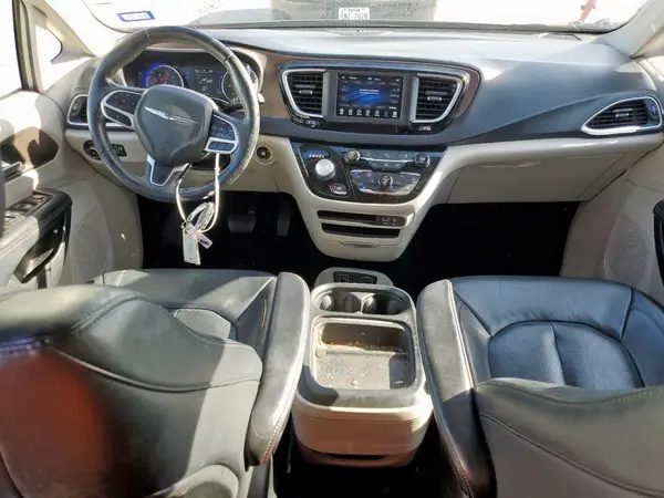 2C4RC1BG7JR110226 2018 CHRYSLER PACIFICA - Image 8
