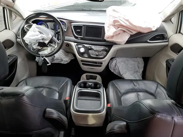 2C4RC1BG7JR110405 2018 CHRYSLER PACIFICA - Image 8