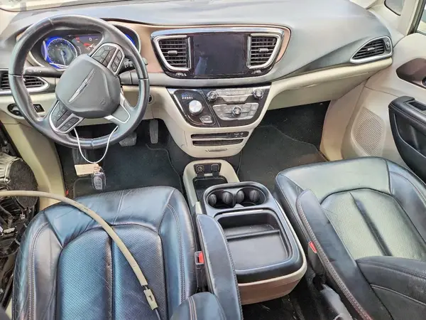 2C4RC1BG7JR113806 2018 CHRYSLER PACIFICA - Image 8
