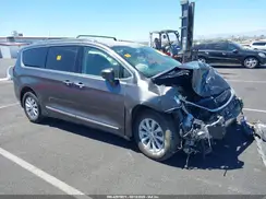 2C4RC1BG7JR119900 2018 CHRYSLER PACIFICA