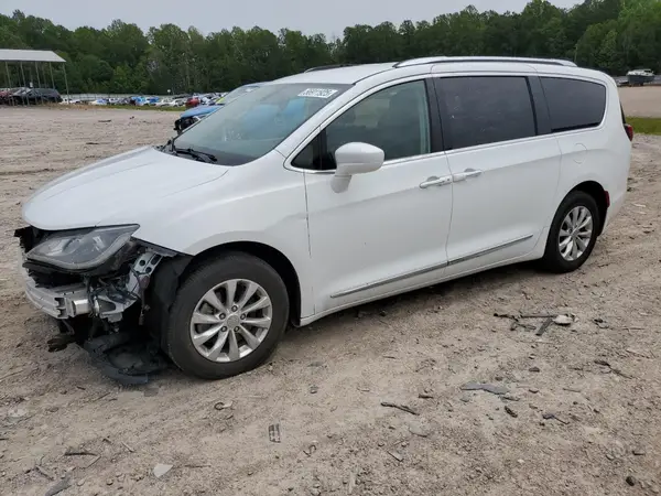 2C4RC1BG7JR120383 2018 CHRYSLER PACIFICA - Image 1