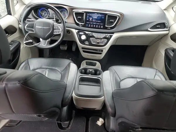 2C4RC1BG7JR127088 2018 CHRYSLER PACIFICA - Image 8