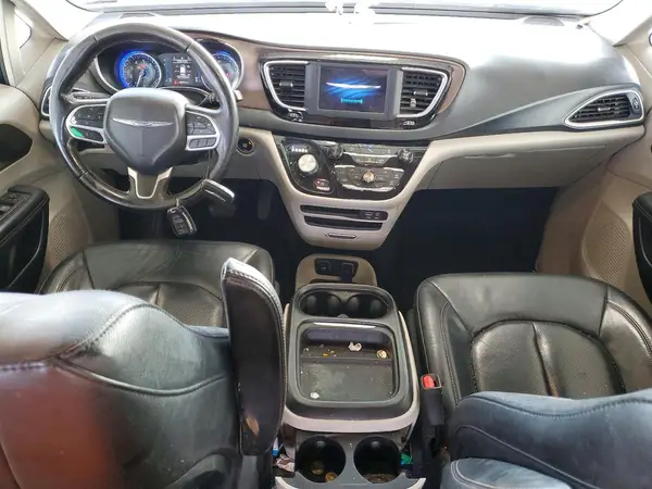 2C4RC1BG7JR129097 2018 CHRYSLER PACIFICA - Image 8