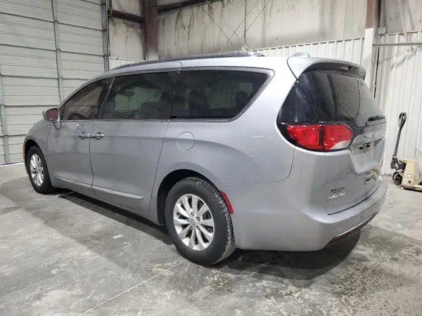 2C4RC1BG7JR141802 2018 CHRYSLER PACIFICA - Image 2