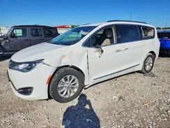 2C4RC1BG7JR141895 2018 CHRYSLER PACIFICA