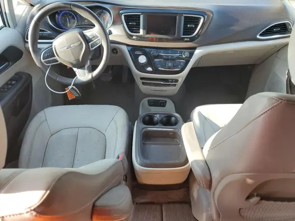 2C4RC1BG7JR142464 2018 CHRYSLER PACIFICA - Image 8