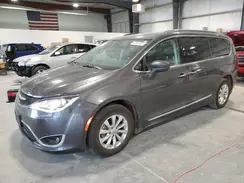 2C4RC1BG7JR142724 2018 CHRYSLER PACIFICA