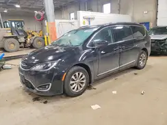 2C4RC1BG7JR142965 2018 CHRYSLER PACIFICA
