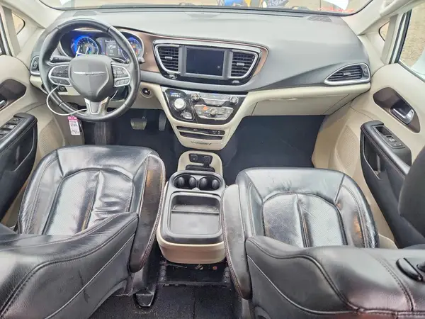 2C4RC1BG7JR149365 2018 CHRYSLER PACIFICA - Image 8