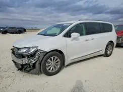 2C4RC1BG7JR152380 2018 CHRYSLER PACIFICA