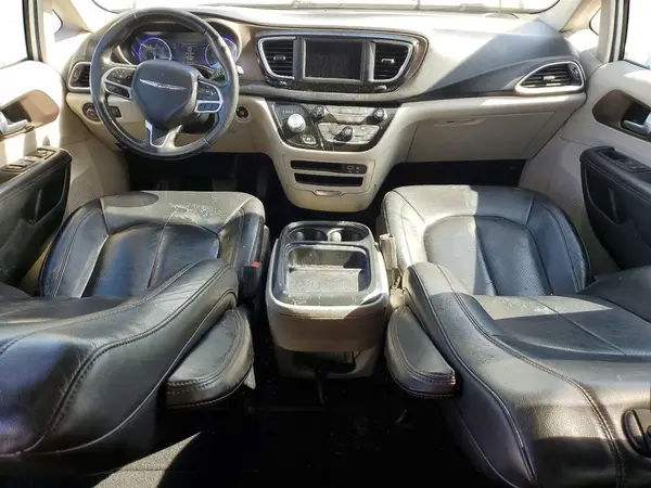 2C4RC1BG7JR154145 2018 CHRYSLER PACIFICA - Image 8