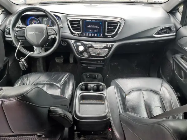 2C4RC1BG7JR175156 2018 CHRYSLER PACIFICA - Image 8