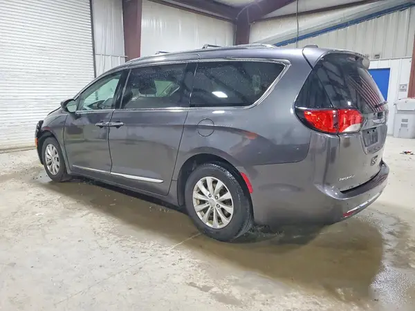2C4RC1BG7JR193835 2018 CHRYSLER PACIFICA - Image 2