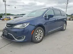 2C4RC1BG7JR217440 2018 CHRYSLER PACIFICA