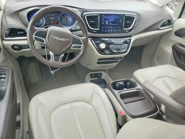 2C4RC1BG7JR217440 2018 CHRYSLER PACIFICA - Image 8