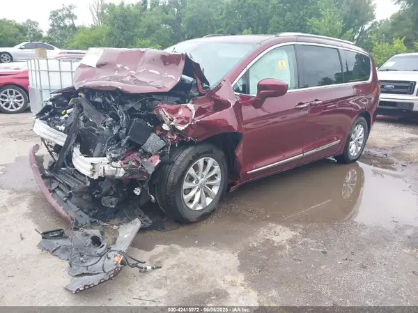2C4RC1BG7JR217518 2018 CHRYSLER PACIFICA - Image 2