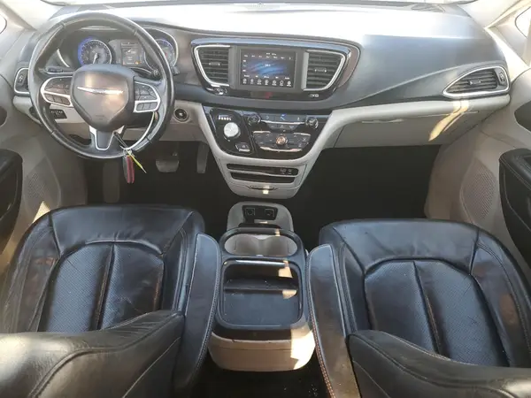 2C4RC1BG7JR217650 2018 CHRYSLER PACIFICA - Image 8