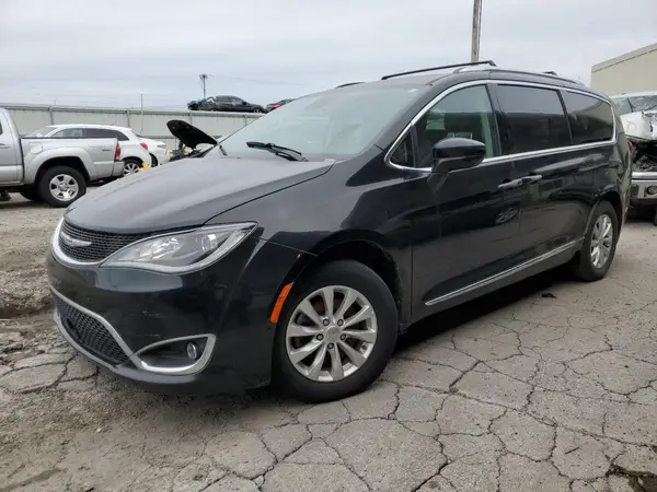 2C4RC1BG7JR233282 2018 CHRYSLER PACIFICA - Image 1