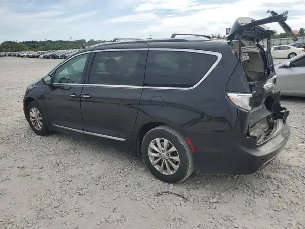 2C4RC1BG7JR233511 2018 CHRYSLER PACIFICA - Image 2