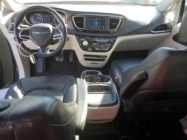 2C4RC1BG7JR246307 2018 CHRYSLER PACIFICA - Image 8