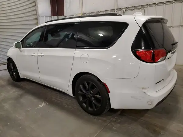 2C4RC1BG7JR260420 2018 CHRYSLER PACIFICA - Image 2