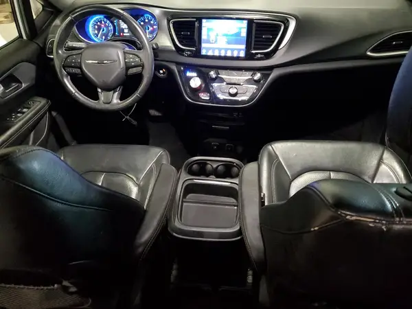 2C4RC1BG7JR260420 2018 CHRYSLER PACIFICA - Image 8
