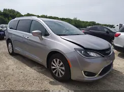 2C4RC1BG7JR260854 2018 CHRYSLER PACIFICA