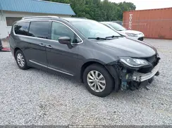 2C4RC1BG7JR261602 2018 CHRYSLER PACIFICA