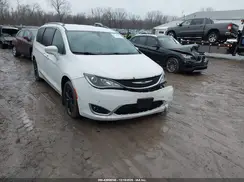 2C4RC1BG7JR275385 2018 CHRYSLER PACIFICA