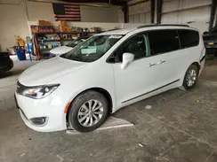 2C4RC1BG7JR278917 2018 CHRYSLER PACIFICA