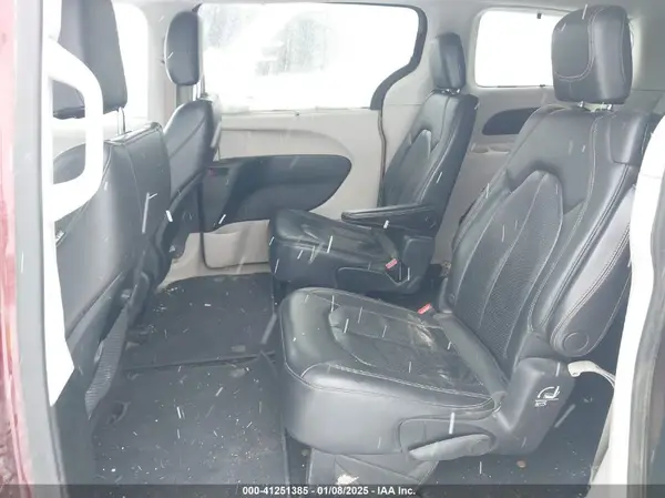 2C4RC1BG7JR279663 2018 CHRYSLER PACIFICA - Image 8
