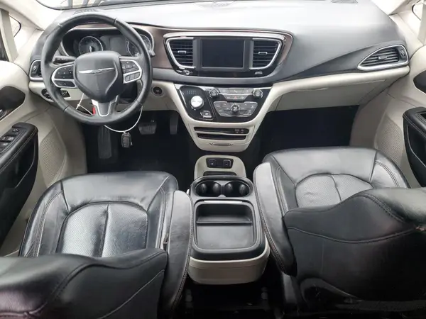2C4RC1BG7JR279727 2018 CHRYSLER PACIFICA - Image 8