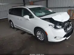 2C4RC1BG7JR287679 2018 CHRYSLER PACIFICA