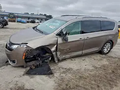 2C4RC1BG7JR292123 2018 CHRYSLER PACIFICA