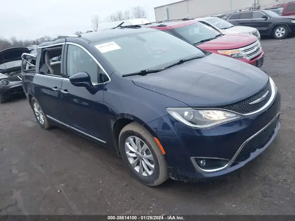 2C4RC1BG7JR293174 2018 CHRYSLER PACIFICA - Image 1