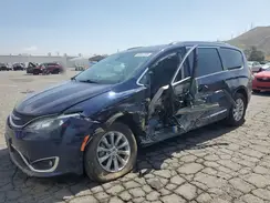 2C4RC1BG7JR353227 2018 CHRYSLER PACIFICA