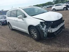 2C4RC1BG7JR353583 2018 CHRYSLER PACIFICA
