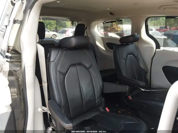 2C4RC1BG7JR353681 2018 CHRYSLER PACIFICA - Image 8