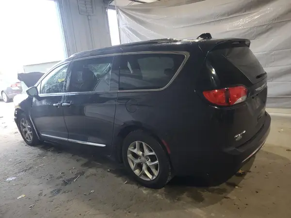 2C4RC1BG7JR361795 2018 CHRYSLER PACIFICA - Image 2