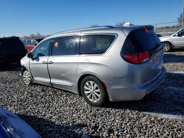 2C4RC1BG7KR526150 2019 CHRYSLER PACIFICA - Image 2